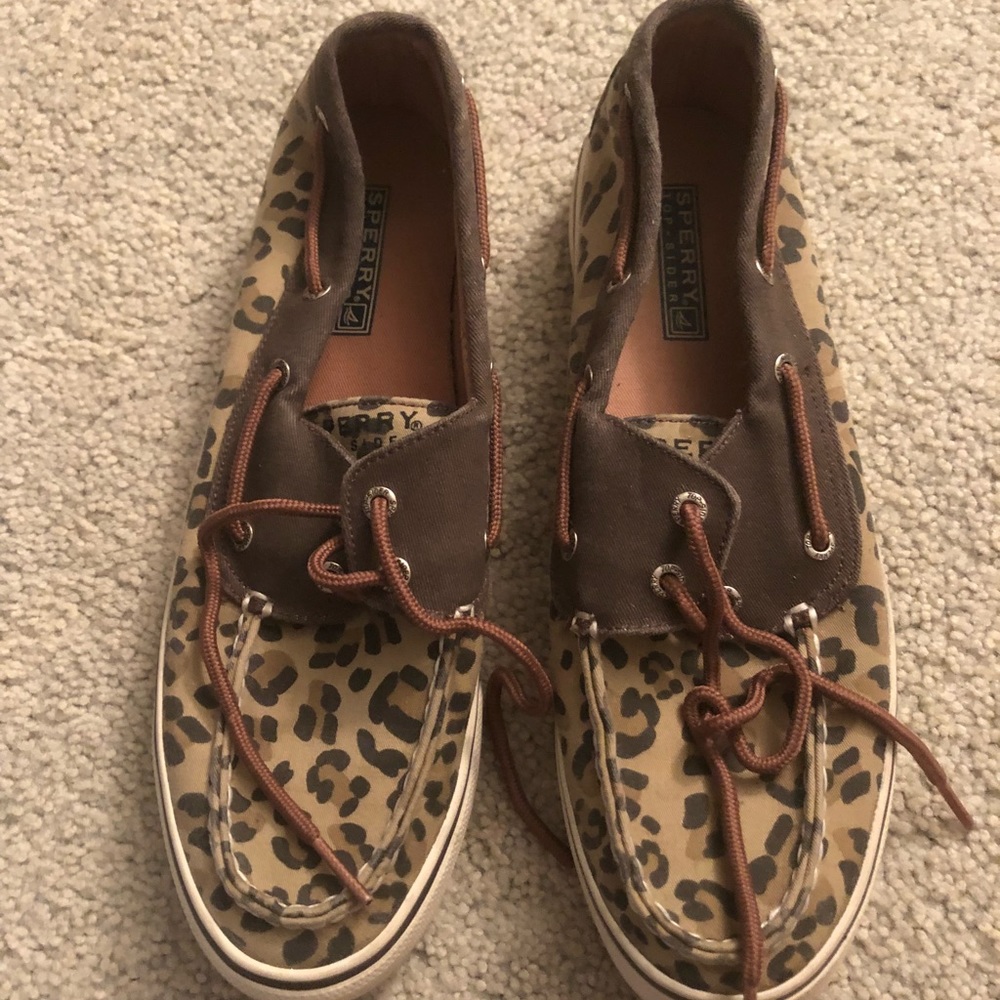 Cheetah print Sperry’s